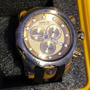 Invicta venom